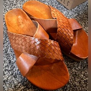 Sols brand cafe tori sandals new in box